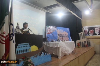 دکتر کریمی مدیرکل مشاوره، بهداشت و سلامت دانشگاه فرهنگیان در اولین دوره بالندگی معاونان توسعه منابع و امور دانشجویی پردیس ها و کارشناس مسئولان دانشجویی استان ها   بیان داشت:

برونداد دانشگاه فرهنگیان باید در بالاترین سطح خود باشد و معلمی باید وارد اجتماع شود که توانمند و موثر باشد.