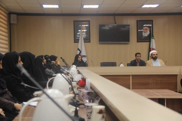 برگزاری مراسم سالگرد پیروزی انقلاب اسلامی و ایام الله دهه فجر در دانشگاه فرهنگیان  5