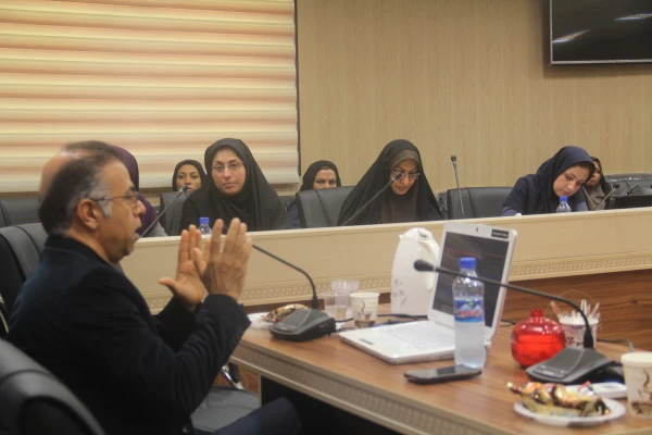 برگزاری دوره بالندگی حرفه ای کنترل خشم ویژه کارکنان دانشگاه فرهنگیان هرمزگان 6