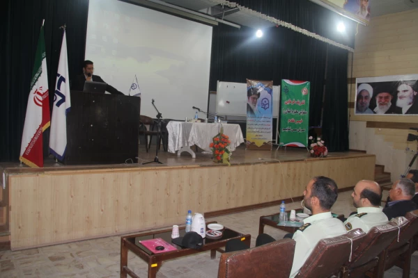 با تعامل اداره کل بهزیستی و پلیس فتا و دانشگاه فرهنگیان هرمزگان در پردیس شهید بهشتی برگزار شد

کارگاه بررسی فضای مجازی فرصت ها و چالش ها 2