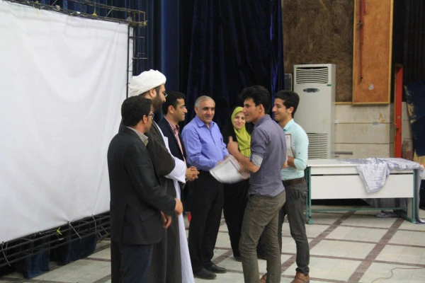 برگزاری شب فرهنگی پردیس های دانشگاه فرهنگیان هرمزگان و تقدیر از فعالان فرهنگی نیم سال اول 96- 95 8