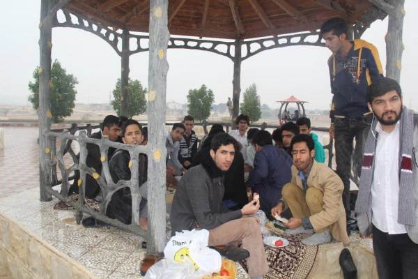 اردوی هرمزگان گردی دانشجویان پردیس شهید بهشتی به مقصد شهرستان پارسیان 9