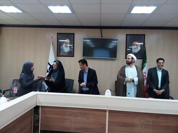 تقدیر از همکاران بازنشسته سال 95 دانشگاه فرهنگیان هرمزگان در : 

مراسم میلاد امام مهدی (عج) 11