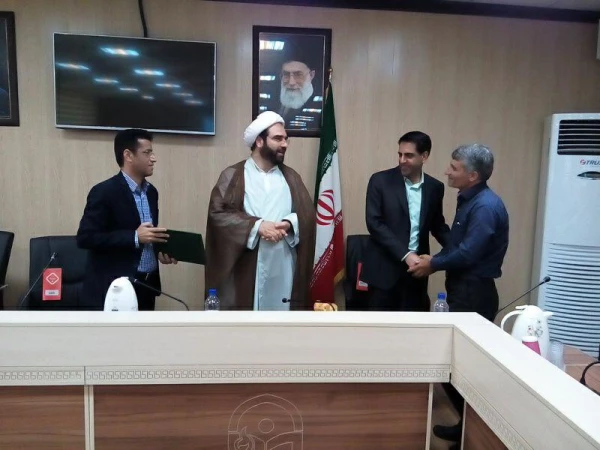 تقدیر از همکاران بازنشسته سال 95 دانشگاه فرهنگیان هرمزگان در : 

مراسم میلاد امام مهدی (عج) 14