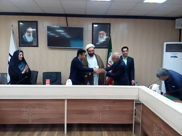 تقدیر از همکاران بازنشسته سال 95 دانشگاه فرهنگیان هرمزگان در : 

مراسم میلاد امام مهدی (عج) 19