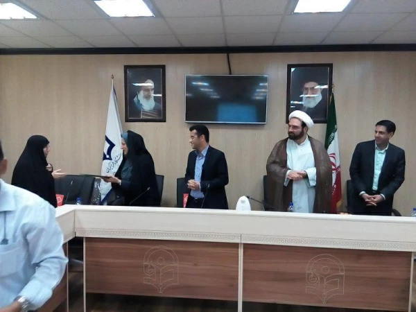 تقدیر از همکاران بازنشسته سال 95 دانشگاه فرهنگیان هرمزگان در : 

مراسم میلاد امام مهدی (عج) 20