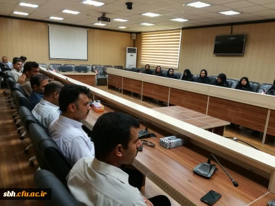 مدیر استانی دانشگاه در نشست عوامل برگزاری امتحانات نیم سال دوم 96-95:

برگزاری جامع و مطلوب امتحانات و ارائه خدمات دانشجویی با کیفیت در ایام امتحانات مورد تاکید است .