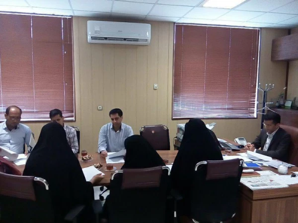 مدیر استانی دانشگاه در نشست شورای پژوهشی مدیریت استانی :

با انجام طرح های پژوهشی کارفرمایی، برگزاری همایش های علمی و حمایت از فعالیت های پژوهشی استادان در سال 96، شاخص های پژوهشی ارتقا می یابد 5