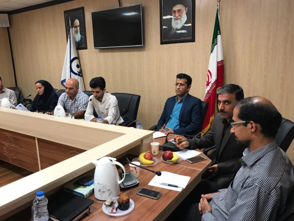 نشست مشترک دانشگاه فرهنگیان هرمزگان و خانه ریاضیات بندرعباس ، 

با حضور رئیس دانشگاه پیام نور هرمزگان ، رئیس اداره آموزش و پرورش ناحیه یک بندرعباس و نائب رئیس شورای اسلامی شهر بندرعباس 3