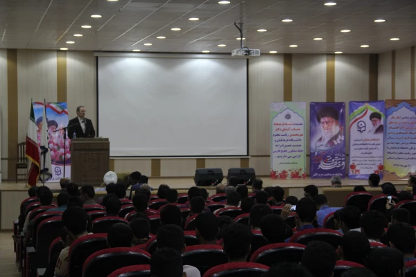 مراسم نمادین آغاز سال تحصیلی و تقدیر از رتبه های برتر ورودی 96 و افتتاح خوابگاه دانشجویی پردیس فاطمه الزهرا (س) و سالن اجتماعات پردیس شهید بهشتی هرمزگان  8