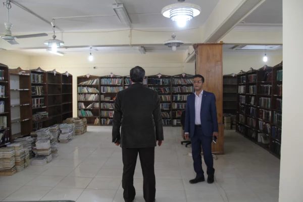 با حضور سرپرست دانشگاه فرهنگیان نماینده مردم بندرعباس در مجلس شورای اسلامی و فرماندار بندرعباس، فرماندار جاسک ، مدیر کل سیاسی امنیتی استانداری و معاون پژوهشی و برنامه ریزی اداره کل آموزش و پرورش استان و روسای دانشگاه های استان جمعی از مسئولین برگزار شد :