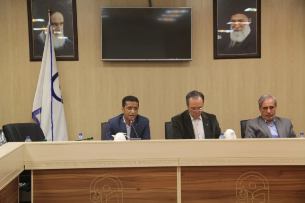 سرپرست دانشگاه فرهنگیان  در جلسه پرسش و پاسخ با اساتید و کارکنان دانشگاه فرهنگیان هرمزگان 2