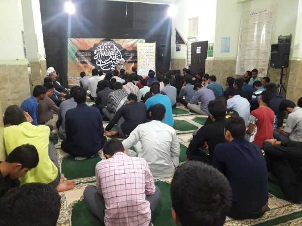 با سخنرانی آیت الله نعیم آبادی برگزار شد؛مراسم هفتگی هیئت دانشجویی سیدالشهداءعلیه السلام پردیس شهید بهشتی

به مناسبت ایام سوگواری محرم و صفر، مراسم هفتگی هیئت دانشجویی سیدالشهداءعلیه السلام پردیس شهید بهشتی دانشگاه فرهنگیان هرمزگان با حضور حضرت آیت الله