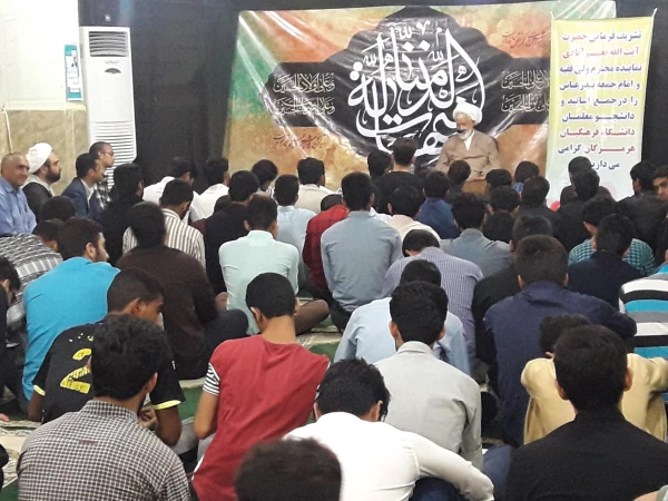 با سخنرانی آیت الله نعیم آبادی برگزار شد؛مراسم هفتگی هیئت دانشجویی سیدالشهداءعلیه السلام پردیس شهید بهشتی

به مناسبت ایام سوگواری محرم و صفر، مراسم هفتگی هیئت دانشجویی سیدالشهداءعلیه السلام پردیس شهید بهشتی دانشگاه فرهنگیان هرمزگان با حضور حضرت آیت الله