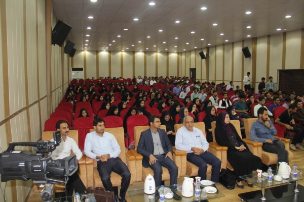 برگزای نشست تحلیلی دانشجو، مطالبه گری و آرمان خواهی در دانشگاه فرهنگیان هرمزگان با حضور دکتر کواکبیان نماینده تهران در مجلس شورای اسلامی 4