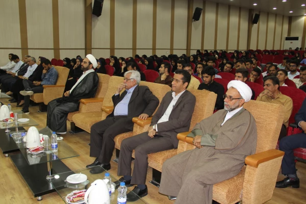 برگزای نشست تحلیلی دانشجو، مطالبه گری و آرمان خواهی در دانشگاه فرهنگیان هرمزگان با حضور دکتر کواکبیان نماینده تهران در مجلس شورای اسلامی 5