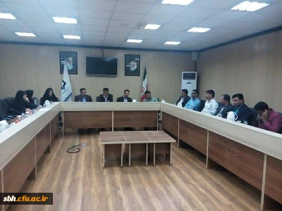 نشست مشترک اعضای کمیته اجرایی اولین جشنواره کشوری تجربیات برتر آموزشی، تربیتی معلمان و اساتید در آموزش ریاضی ابتدایی با کارشناسان آموزش ابتدایی مناطق 22گانه استان هرمزگان