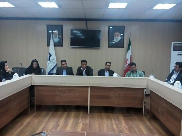 نشست مشترک اعضای کمیته اجرایی اولین جشنواره کشوری تجربیات برتر آموزشی، تربیتی معلمان و اساتید در آموزش ریاضی ابتدایی با کارشناسان آموزش ابتدایی مناطق 22گانه استان هرمزگان 7