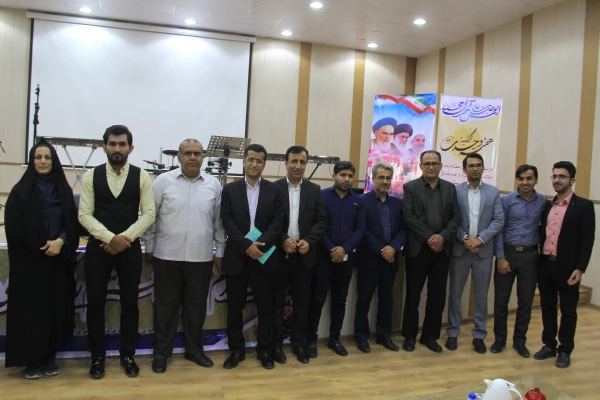 شیخ قتالی امام جمعه اهل سنت بندرعباس در مراسم گرامیداشت هفته وحدت و شب فرهنگی شهرستان بستک  در دانشگاه فرهنگیان بیان داشت:

ما یک زندگی بسیار مسالمت آمیز داریم که از همه کشورهای جهان در وحدت و آرامش جلوتر هستیم و خط قرمز ما نظام و مقدسات است. 8