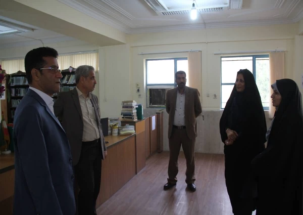 بازدید مدیرکل امور دانشجویی دانشگاه از پردیس های استان هرمزگان 6