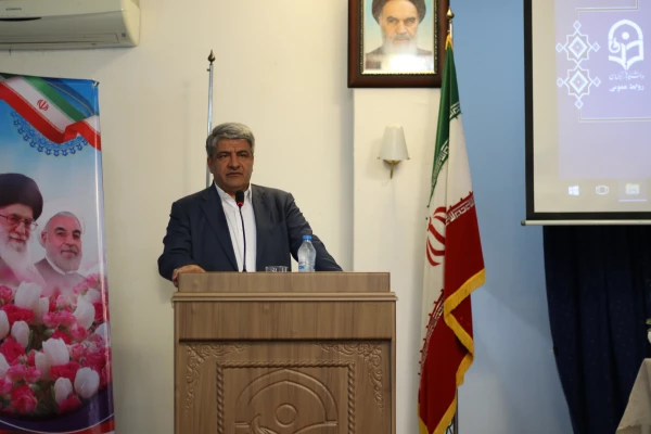 دکتر رئوفی معاون توسعه و منابع انسانی استانداری هرمزگان در هجدهمین اجلاس سرا سری مدیریت امور پردیس های استانی سرپرستان پردیس ها و واحد های تابعه دانشگاه فرهنگیان در بندرعباس بیان داشتند :
امروز باید دانشگاهها دانشجویان خلاق و کارآفرین تربیت کنند. 2