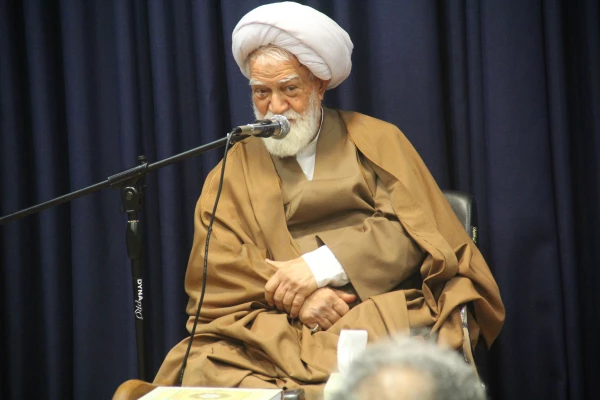 با حضور سرپرست دانشگاه فرهنگیان انجام شد:
دیدار مدیران استانی، پردیس ها و مراکز با امام جمعه بندر عباس 2