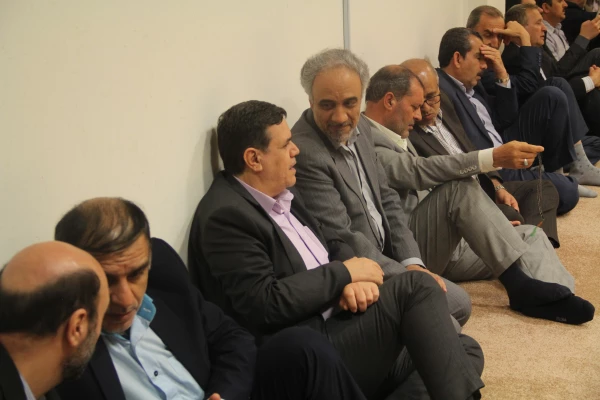 با حضور سرپرست دانشگاه فرهنگیان انجام شد:
دیدار مدیران استانی، پردیس ها و مراکز با امام جمعه بندر عباس 4