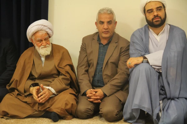 با حضور سرپرست دانشگاه فرهنگیان انجام شد:
دیدار مدیران استانی، پردیس ها و مراکز با امام جمعه بندر عباس 10