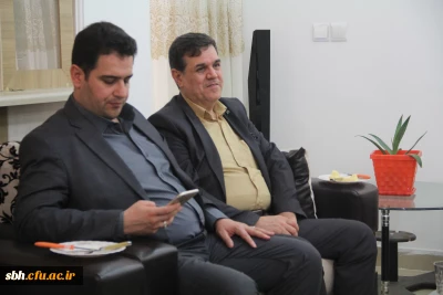 دیدار سرپرست دانشگاه فرهنگیان کشور با خانواده دانشجو معلم شهید ابراهیم تنیده در بندرعباس