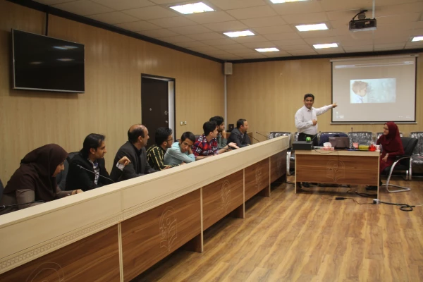 در پردیس شهید بهشتی هرمزگان برگزار شد :

جشنواره کشوری تجربیات برتر آموزشی - تربیتی اساتید و معلمان آموزش ریاضی ابتدایی 7