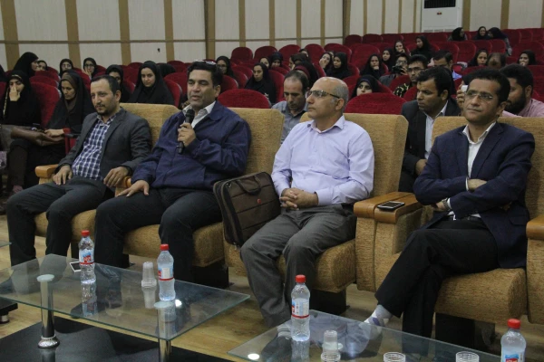 در پردیس شهید بهشتی هرمزگان برگزار شد :

جشنواره کشوری تجربیات برتر آموزشی - تربیتی اساتید و معلمان آموزش ریاضی ابتدایی 4