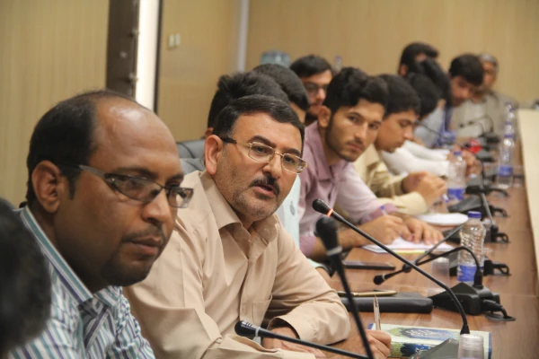 آغاز سمینارهای علمی هفتگی و گفتگو محور گروه اموزشی تربیت حرفه ای پردیس شهید بهشتی هرمزگان با حضور استادان و دانشجویان 9