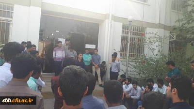 تریبون آزاد دانشجویی با موضوع انقلاب، پیشرفت یا پسرفت