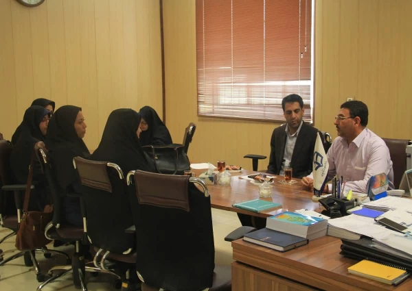 چهارمین نشست شورای کارکنان اداری پردیس شهید بهشتی هرمزگان در سال ۹۷ 6