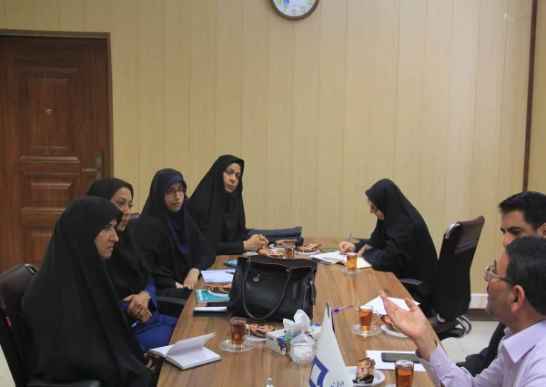 چهارمین نشست شورای کارکنان اداری پردیس شهید بهشتی هرمزگان در سال ۹۷ 7