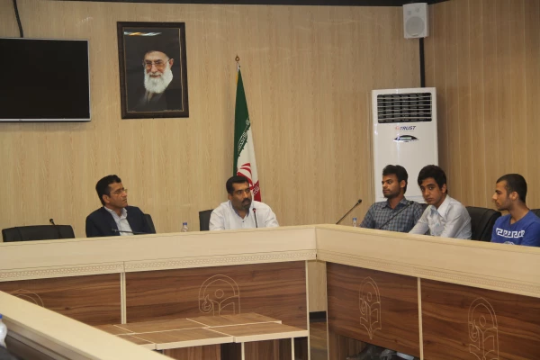 نشست مدیریت استانی با نمایندگان سراهای دانشجویی پردیس های برادران و خواهران 3