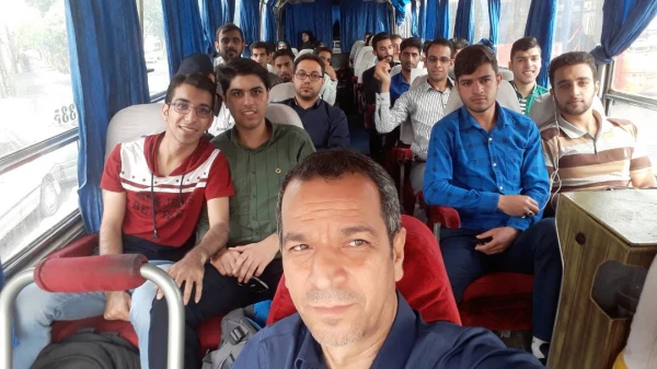 اعزام ۹۰ نفر از دانشجویان پردیس های استان هرمزگان جهت دیدار با مقام معظم رهبری 5