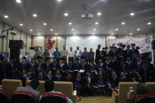 در پردیس شهید بهشتی هرمزگان برگزار گردید:

 سومین مراسم باشکوه دانش آموختگان دانشجویان دانشگاه فرهنگیان هرمزگان (ورودی ۹۳ ) 2