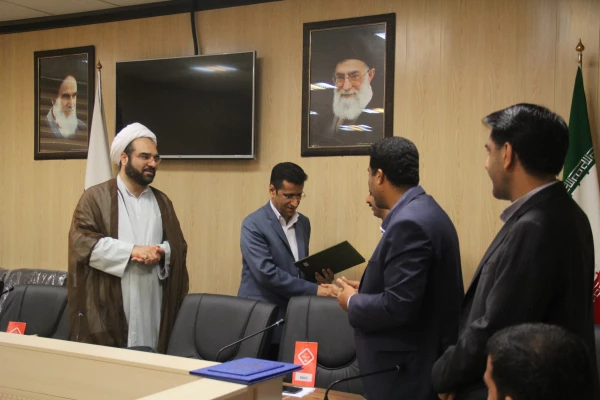 گرامیداشت روز روابط عمومی و ارتباطات و تجلیل از فعالان حوزه روابط عمومی دانشگاه فرهنگیان هرمزگان  2