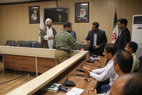 گرامیداشت روز روابط عمومی و ارتباطات و تجلیل از فعالان حوزه روابط عمومی دانشگاه فرهنگیان هرمزگان  4