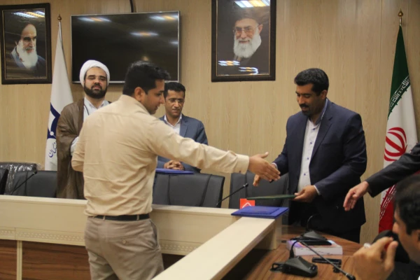 گرامیداشت روز روابط عمومی و ارتباطات و تجلیل از فعالان حوزه روابط عمومی دانشگاه فرهنگیان هرمزگان  5