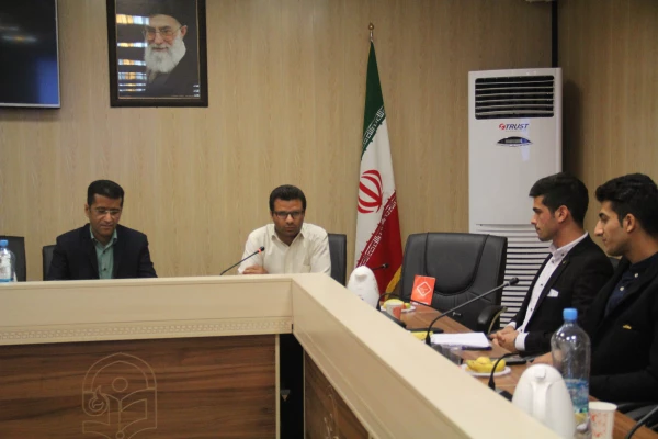 نشست معارفه اعضای جدید شورای مرکزی انجمن اسلامی و تکریم اعضای سابق 5