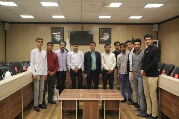 نشست معارفه اعضای جدید شورای مرکزی انجمن اسلامی و تکریم اعضای سابق 9