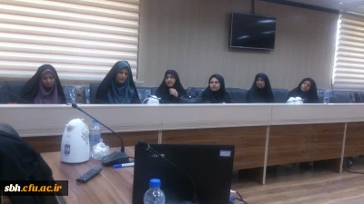 از طریق ویدئو کنفرانس و با شرکت جمعی از استادان و کارشناسان دانشگاه فرهنگیان هرمزگان انجام شد:

نشست علمی با موضوع : بررسی مهمترین ویژگی های نظام تربیت معلم کشورهای مختلف و مقایسه آن با نظام تربیت معلم ایران
