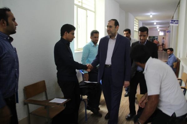 بازدید مدیر کل آموزش و پرورش هرمزگان از روند مصاحبه داوطلبان استخدام آموزش و پرورش 3