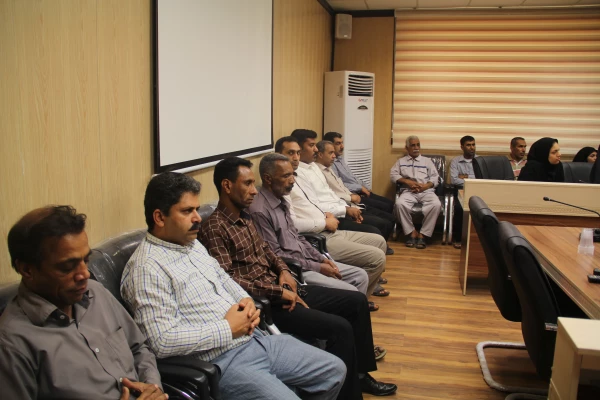 جلسه شورای اداری دانشگاه فرهنگیان هرمزگان در تاریخ 10/6/97 برگزار گردید. 9