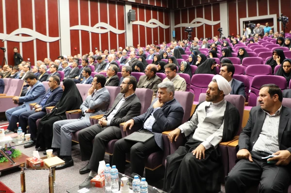 برگزاری نوزدهمین اجلاس سراسری مدیران دانشگاه فرهنگیان کشور با شعار   « رو به سوی احیای تربیت معلم طراز جمهوری اسلامی ایران » 5