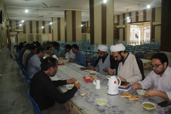 برگزاری مراسم پرفیض قرائت زیارت عاشورا در دانشگاه فرهنگیان هرمزگان 4