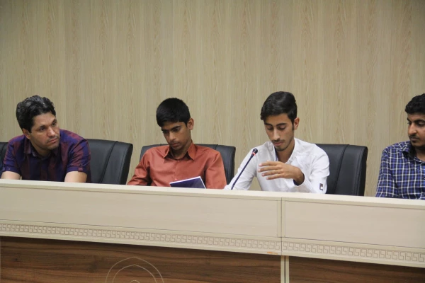 سومین نشست کتابخوانی در پردیس شهید بهشتی هرمزگان توسط انجمن اسلامی دانشجویان 7