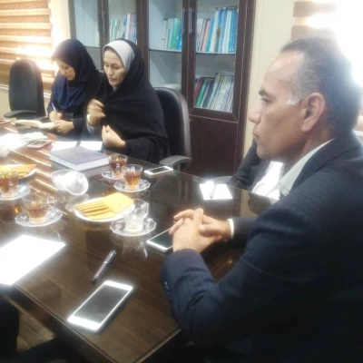 نشست شورای برنامه ریزی دوره مهارت آموزی ماده 28 با حضور سرپرست دانشگاه فرهنگیان هرمزگان و معاون پژوهش و برنامه ریزی اداره کل آموزش و پرورش هرمزگان برگزار گردید 5